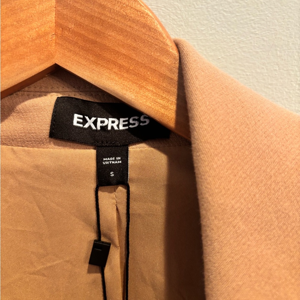 Express Tan blazer preppy double breasted office workwear neutral minimalist - Picture 14 of 16